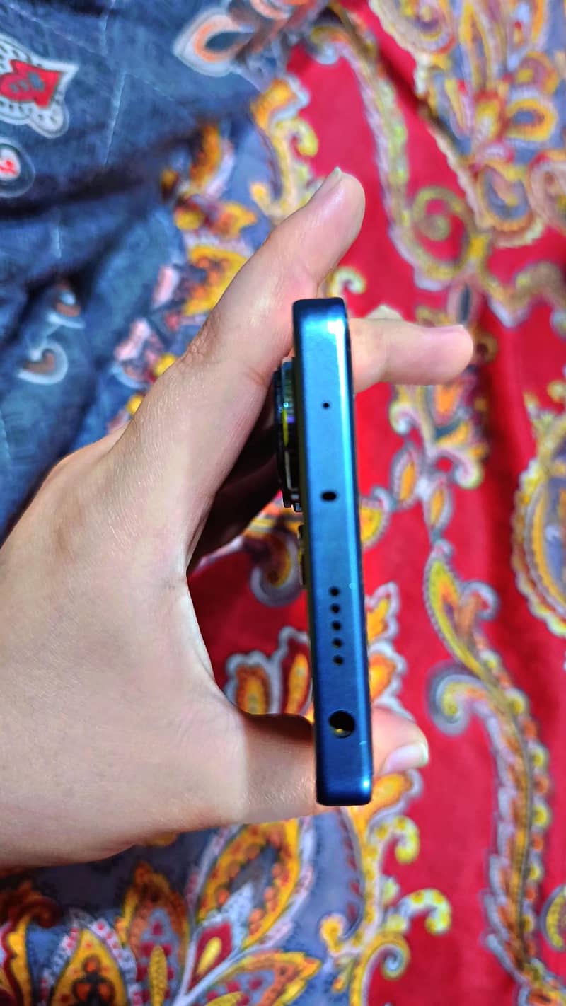 Redmi Note 13 Pro 4