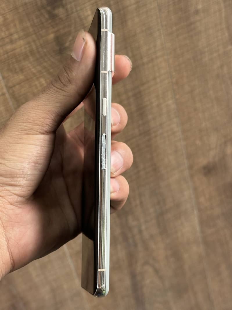 Google pixel 7 pro 9