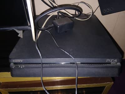 PlayStation 4 slim 500GB