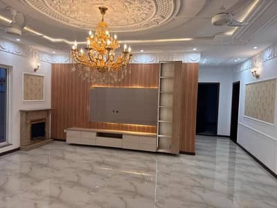 1 kanal upper portion for rent original pics