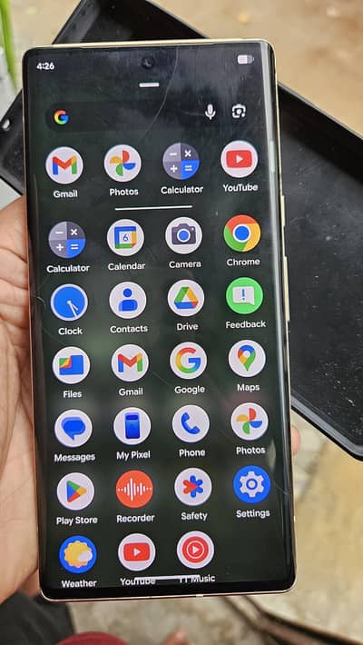 Google pixel 6 pro little bit hair crack