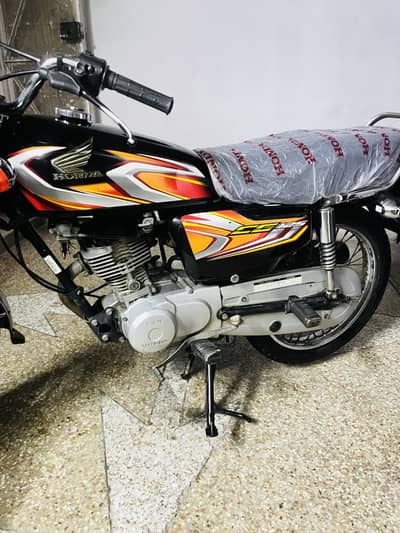 Honda CG125.22/23 Brand New . . Engine pack. Total Genuine low mileage