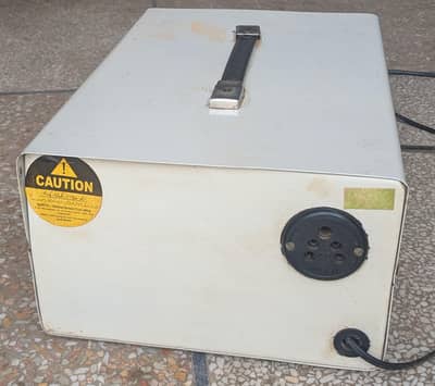 Green Universal G-4000 Automatic Voltage Stabilizer