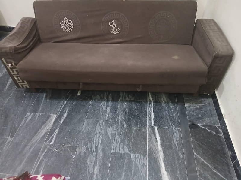 Sofa come bed 1