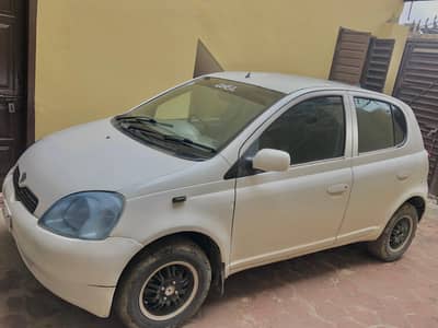 Family used Vitz for Sale