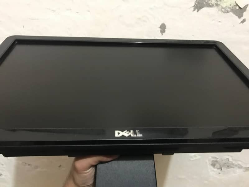 Monitor 19 Inch 4