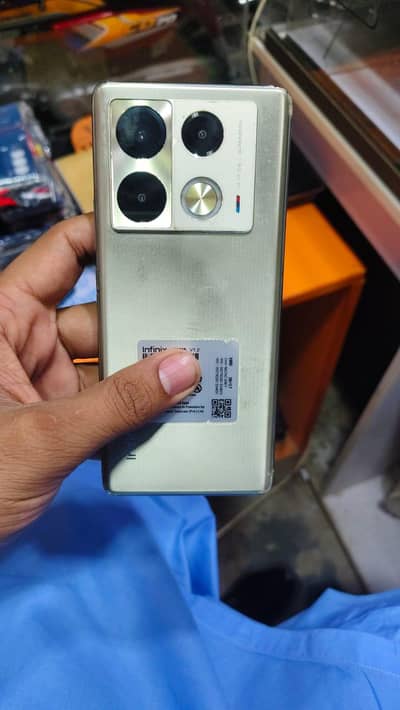 NOTE 40 PRO FULL BOX