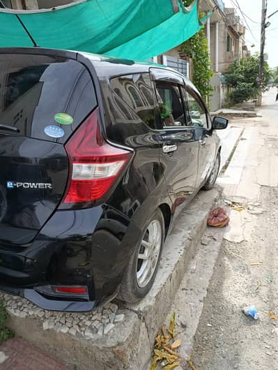 Nissan note e-power 2017/2019