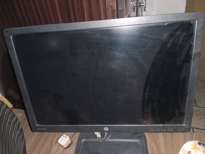 urgent sale a one LCD no open no repair 27 inc LCD USB port