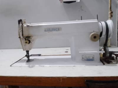juki sewing machine  Good condition