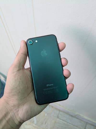 IPhone 7 PTA urgent sale