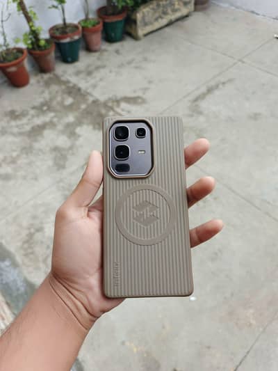 Infinix note 50 just one month used 8+8/256