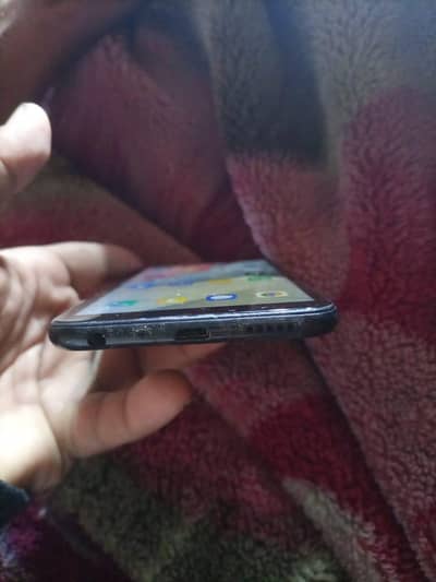 hawai mobile all ok h 4 64 box no sath siraf mobile h