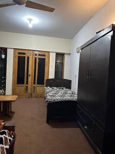 Well Furnished Room For Male Bachelor Single With Utilities