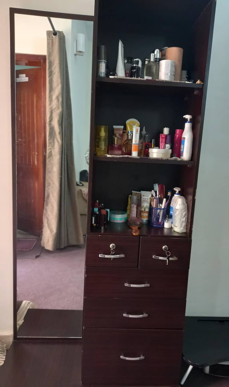 Dressing Table 1