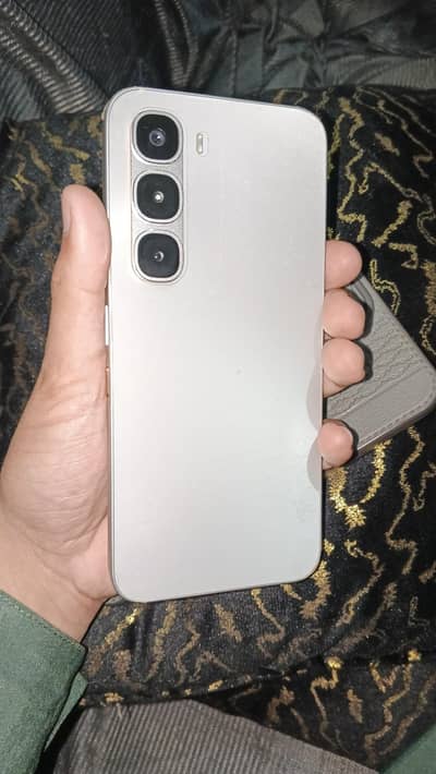 Infinix Hot 60 Pro