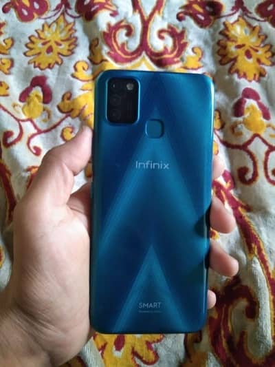 Infinix smart 6 4 64 all ok hai koi masala nhi hai pta approved hai