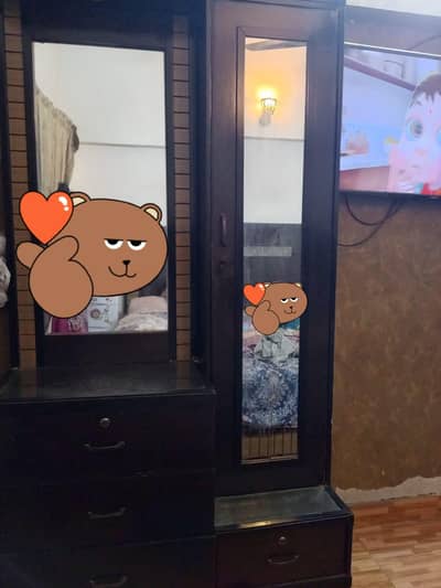 dressing table and wardrobe