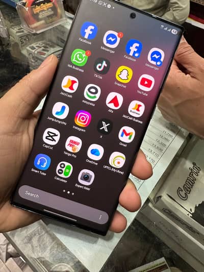 Samsung S22 Ultra (Green Color)