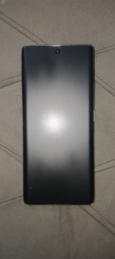 Tecno Camon 40 pro New Device