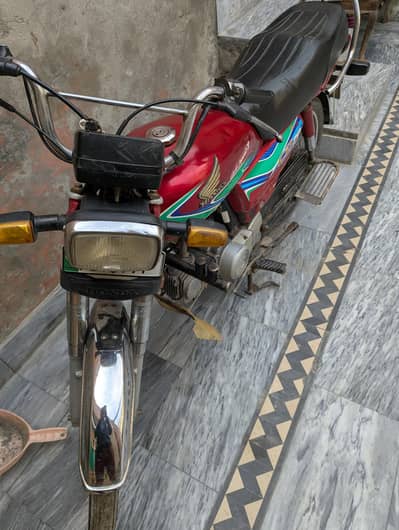 Honda CD70 2018 0300921168