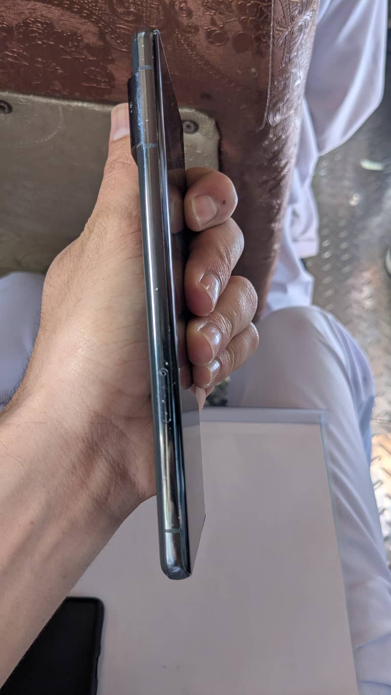 Google pixel 7 pro 2