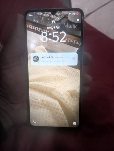 vivo y04 ugrent sale majboori hai is ley sale kr rahe  hain