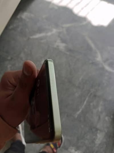 6/128 ma ha 10/9.7 condition ha  itel s25  box Sath ha  charger nai ha