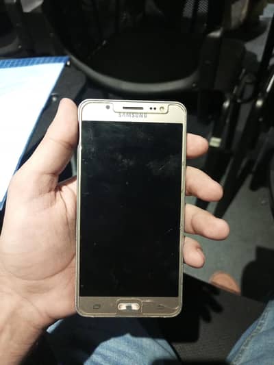 Samsung's j5 pro