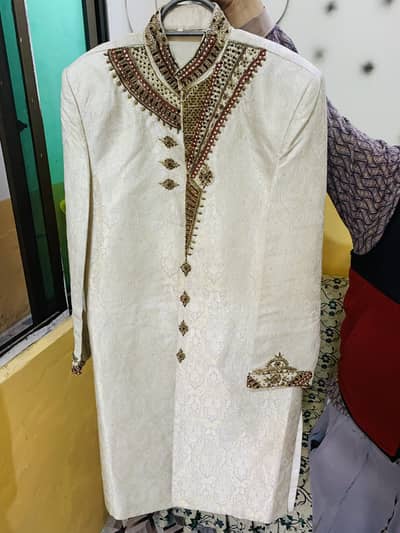 Sharwani abvle add read 200 pice