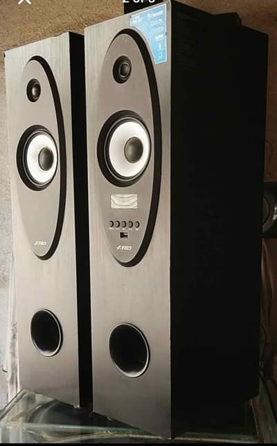 f&d tower speaker amazing sound ND bass quality  brand new con.