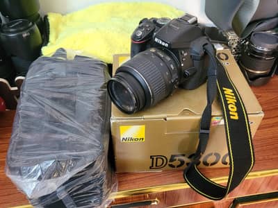 dslr Nikon d5300 (10/10++) Brand new (Complete box)