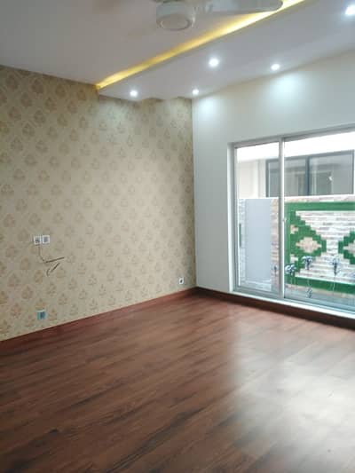1 Kanal Styilsh new House Prime Hot For Sale dha Phase5