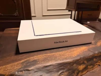 Apple MacBook Air M4 – 13” – 16GB RAM – 256GB SSD – Brand New (Sealed)