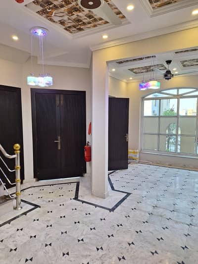 1 KANAL Lower Portion For Rent