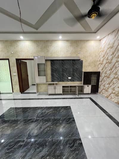 10 MARLA House For Rent