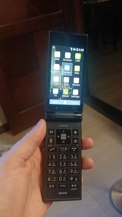 Digno KC 501 flip phone black color -- PTA approved single sim