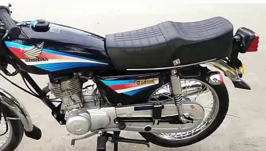 Honda 125 CG complete file 2006 model Lahore number