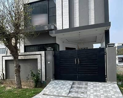 House In DHA 9 Town Sized 5 Marla Is Available