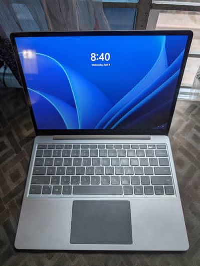 Microsoft surface go 2