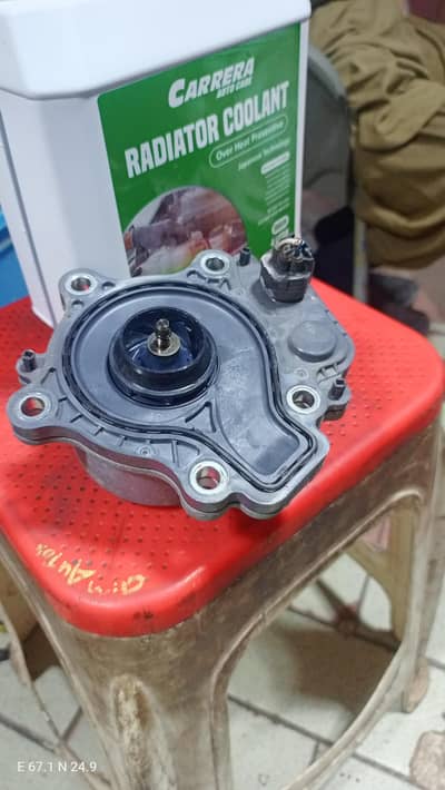 Toyota Prius aqua vezel water body available big quantity