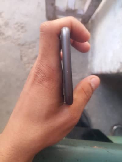 I phone 8 64gb for sale and exchange possible