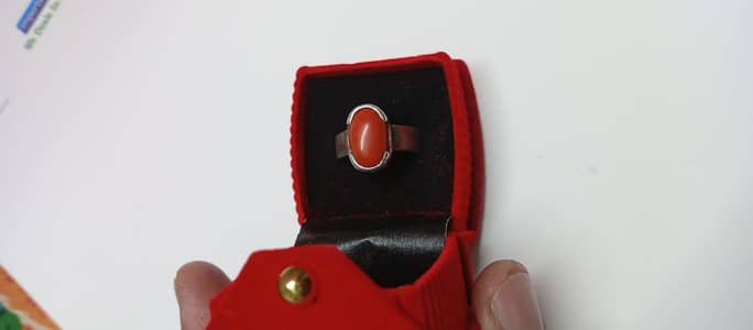 100% natural coral Merjan ring 6.5cts
