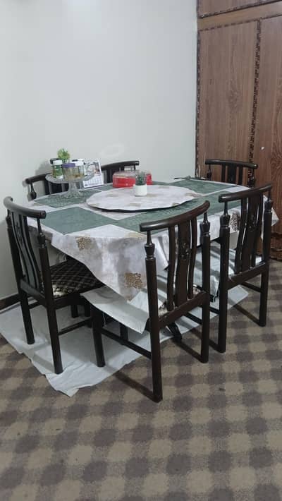 dinning table