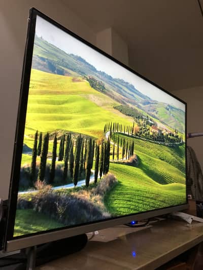 32 Inch Smart TV for Sale