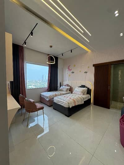 Buy Prime Location 1860 Square Feet Flat At Highly Affordable Price