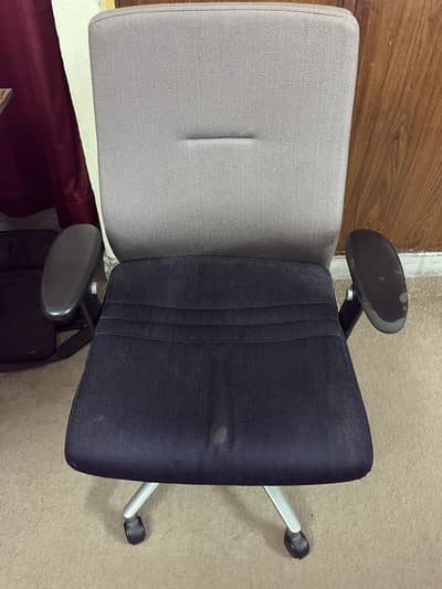 Original Korean Revolving Chair