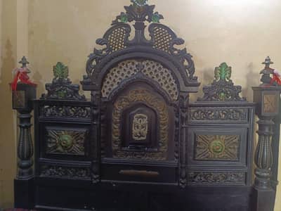 King size Hawali bed for sale