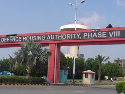 COMMERCIAL BROADWAY BLOCK C 8 MARLA PLOT NO 234 FOR SALE