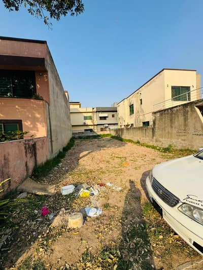 10 Marla Residential Plot For sale In Bahria Town Phase 3 Rawalpindi In Only Rs. 26000000